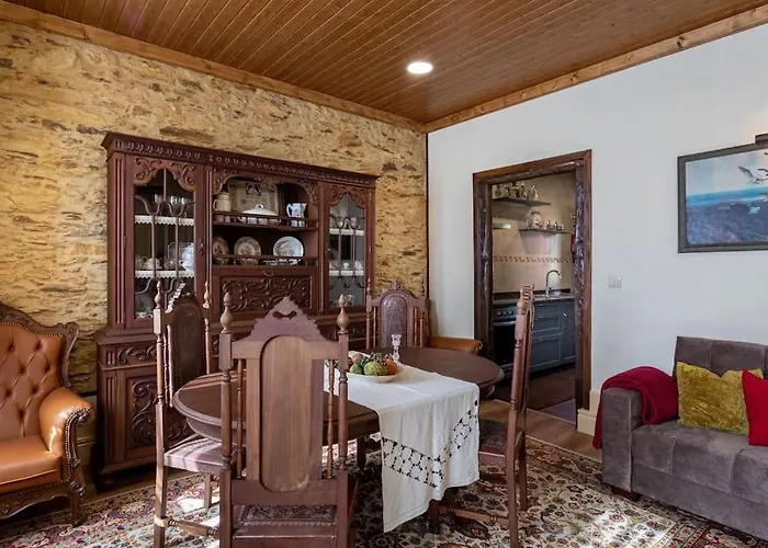 Casa Dos Mortagua בית נופש Fermela